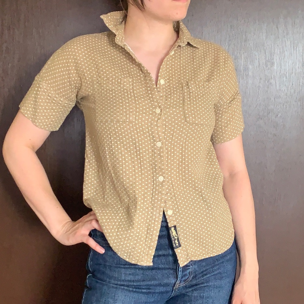 United by Blue Button Down Shirt in Sage Green
